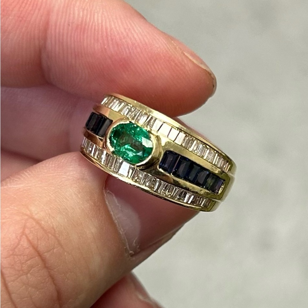14kt Yellow Gold 1 CT Emerald 1 CT Sapphire and 1 CT Diamond Ring